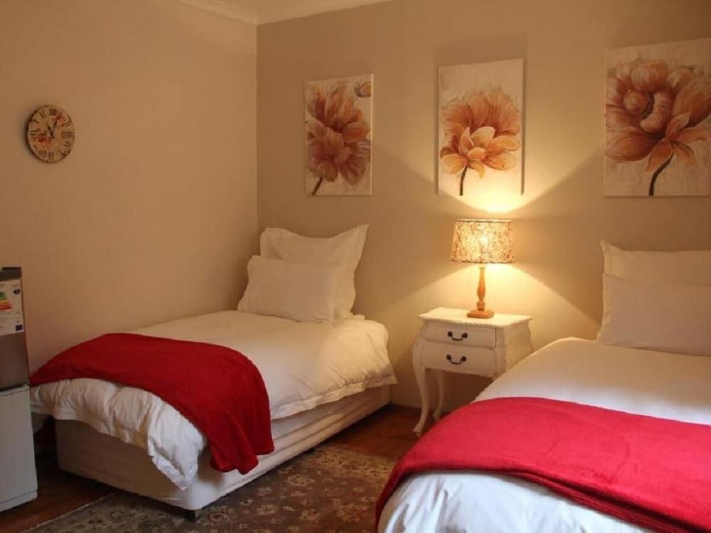 Standard Double or Twin Room (Paris)