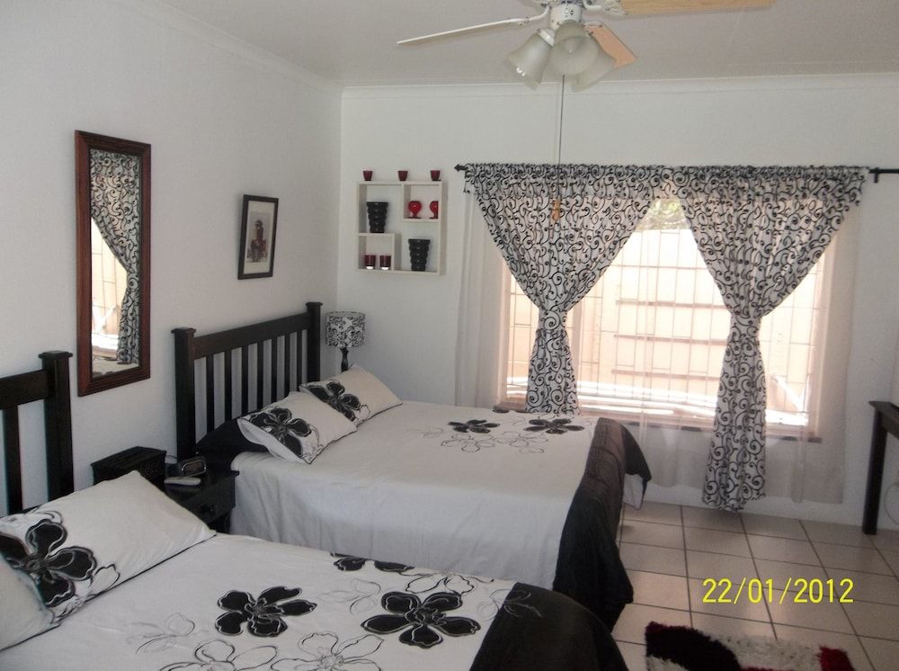 undefined Linga Longa Guest House