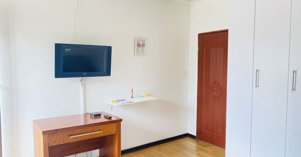 Airport Royal Guest House Standard Double Room 7