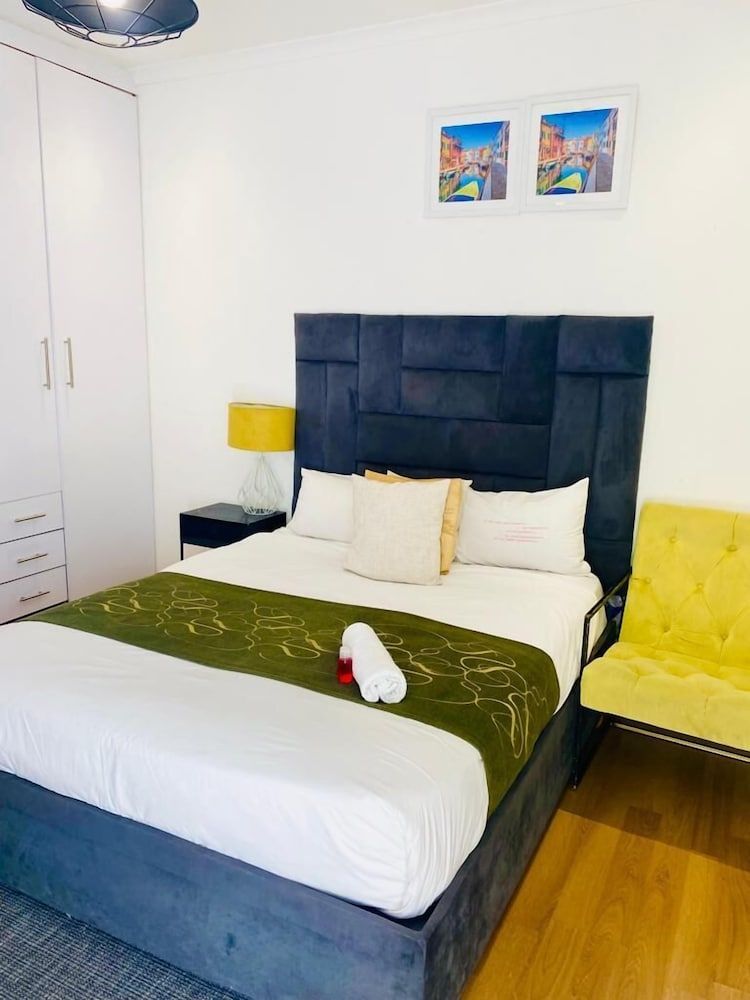 Airport Royal Guest House Standard Double Room 2