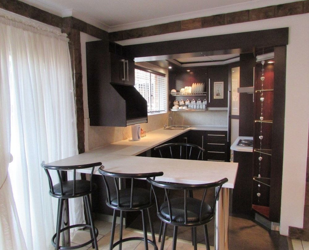 Oppiplot Guest House Family Loft (Room 8-10) 8