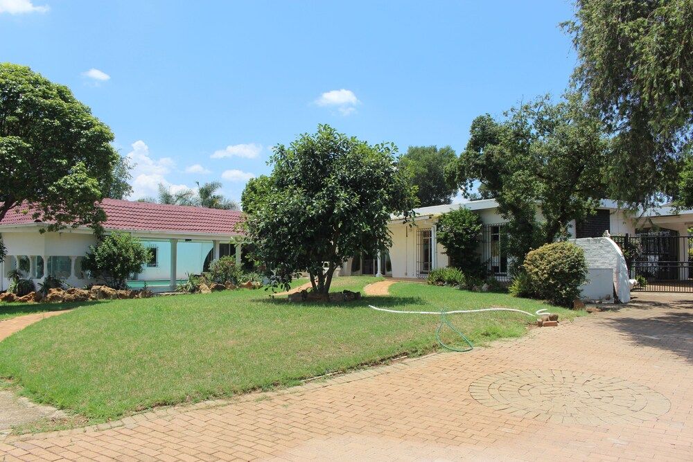 undefined 11 Eland Guest House