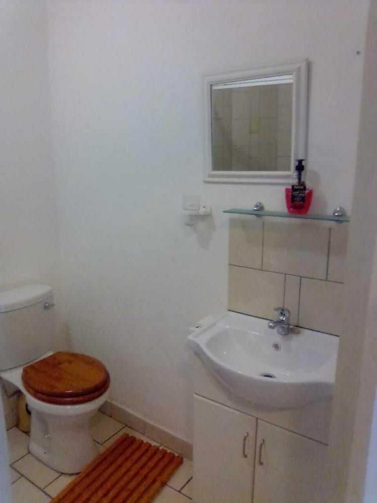 Khesa Guesthome Buffalo Room 3