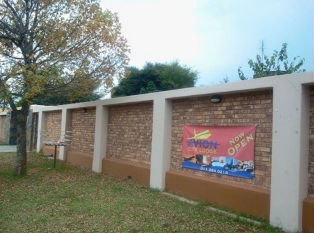 undefined Avion Lodge 2