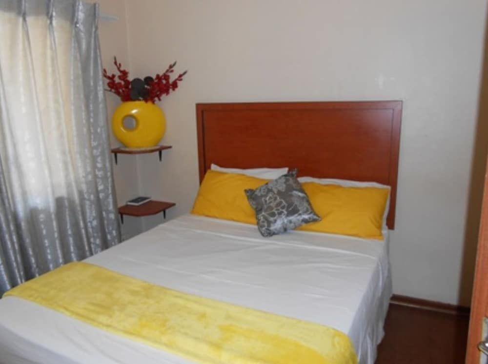 undefined Avion Lodge 10