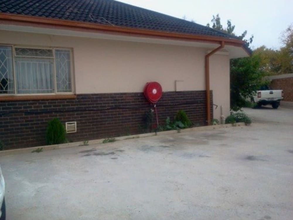 undefined Avion Lodge 6