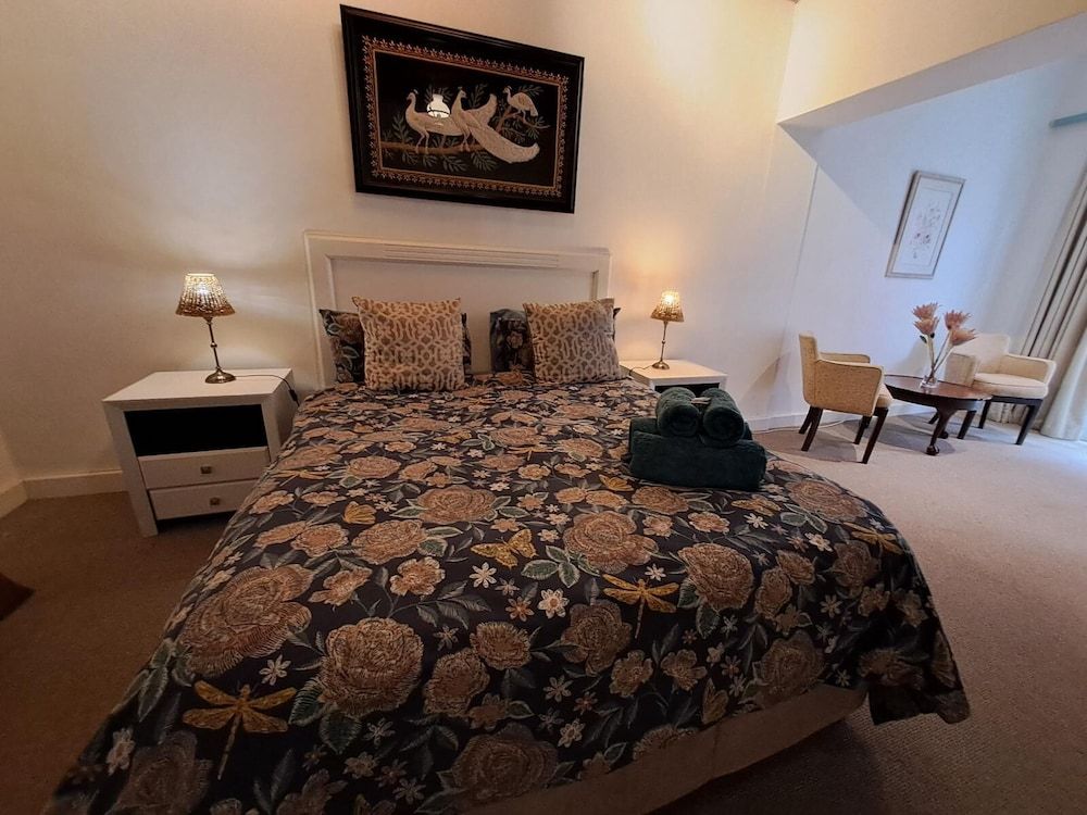 Fiore Guest Accommodation Luxury Double Room 3