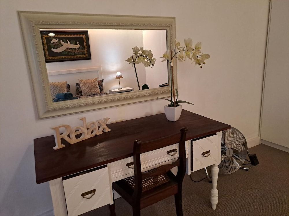 Fiore Guest Accommodation Luxury Double Room 6