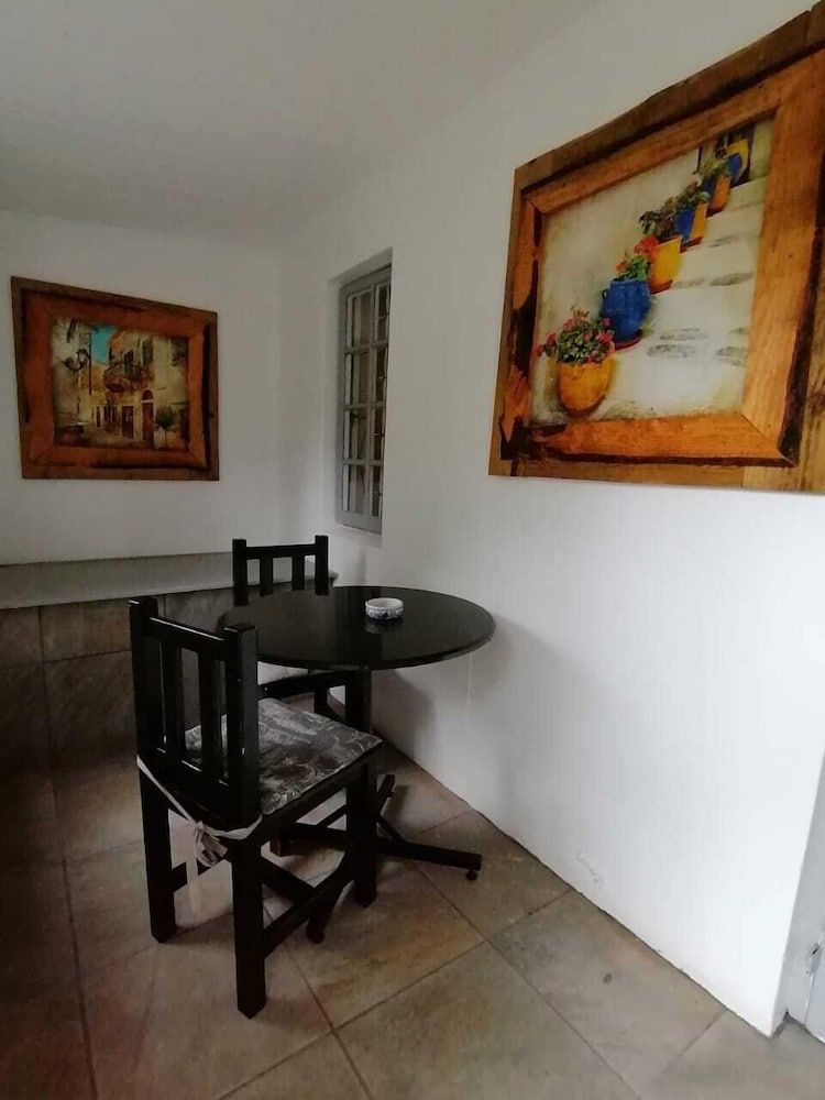 Fiore Guest Accommodation Deluxe Cottage (Fiore) 5