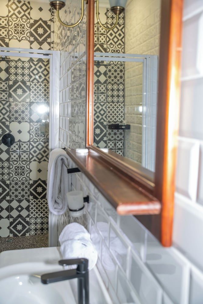 Iso'Bella Vita Guesthouse Double/Twin Room with Shower 12