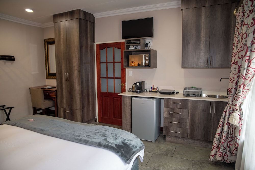 Iso'Bella Vita Guesthouse Double/Twin Room with Shower 7