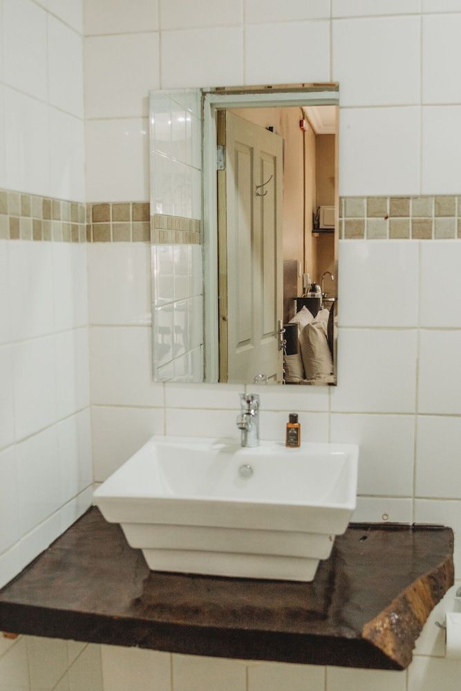 Basic Double Room