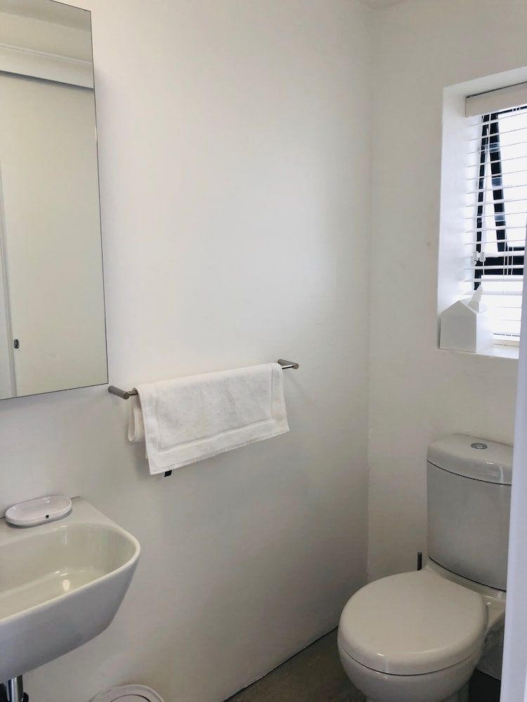 Karee Manor Guesthouse Superior Suite, 1 Bedroom 10