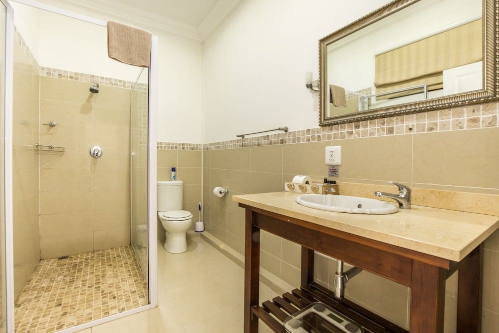 Fairway Guesthouse Room, Sea View 15