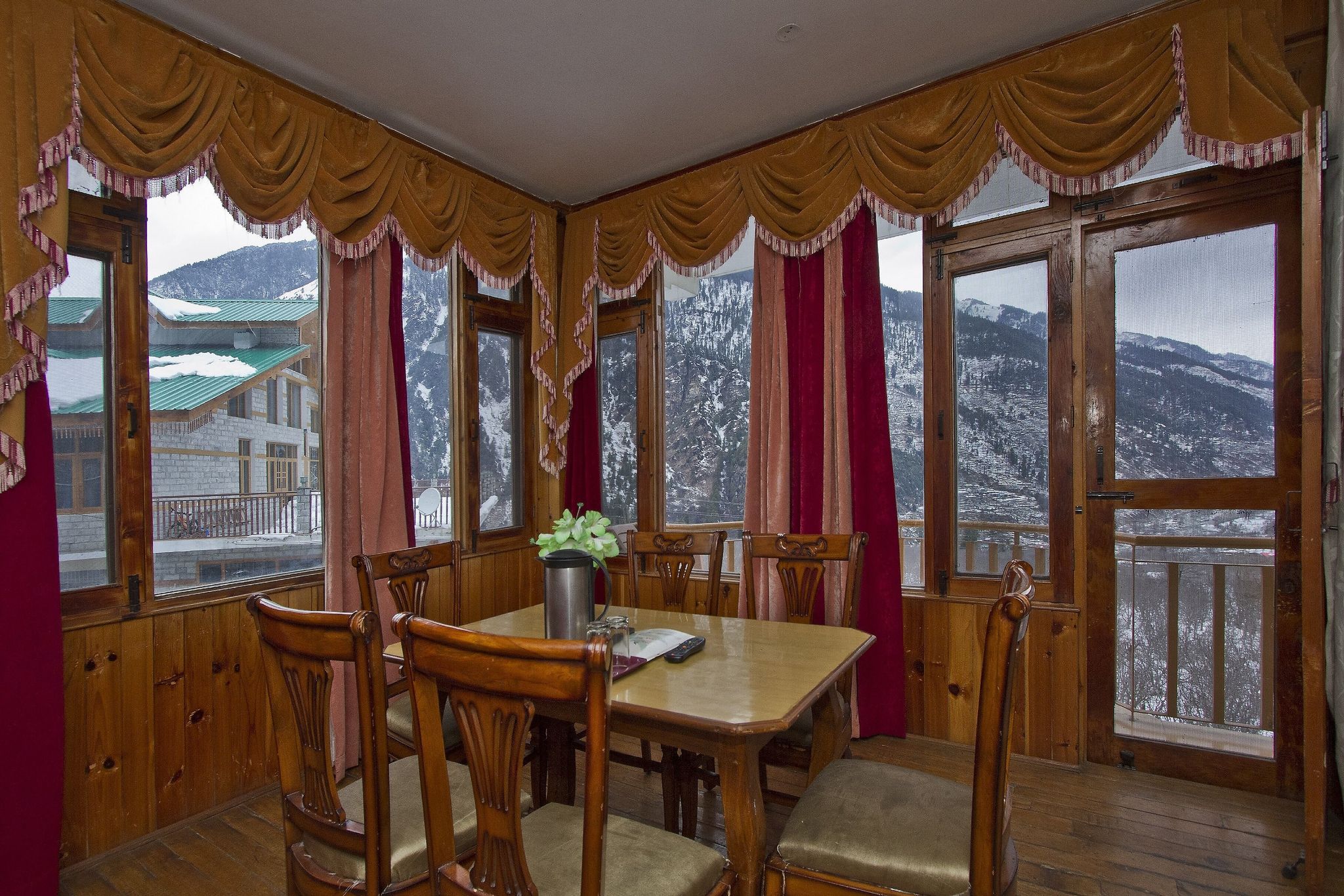 Royal Mansion Valley View 2 Bed Room Apartment with Kitchenette and Balcony