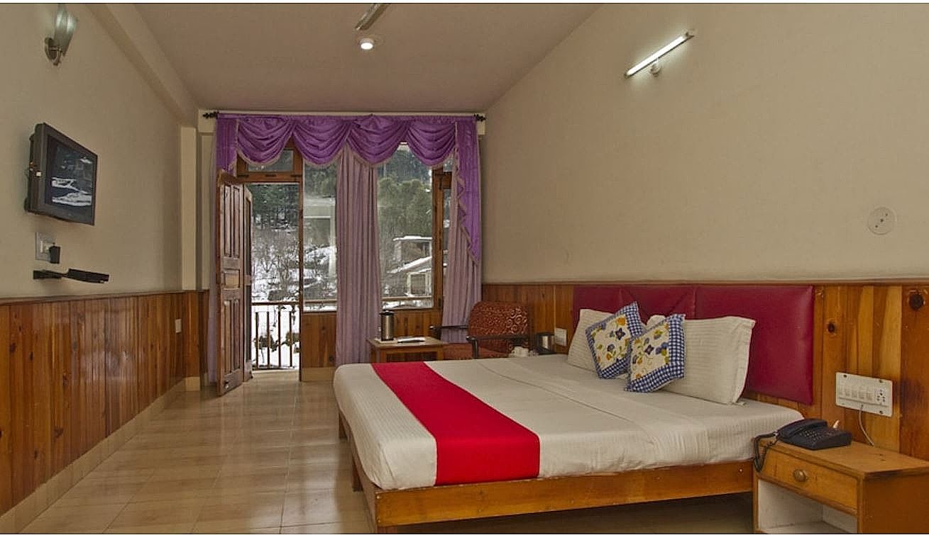 Royal Mansion Valley View 2 Bed Room Apartment with Kitchenette and Balcony