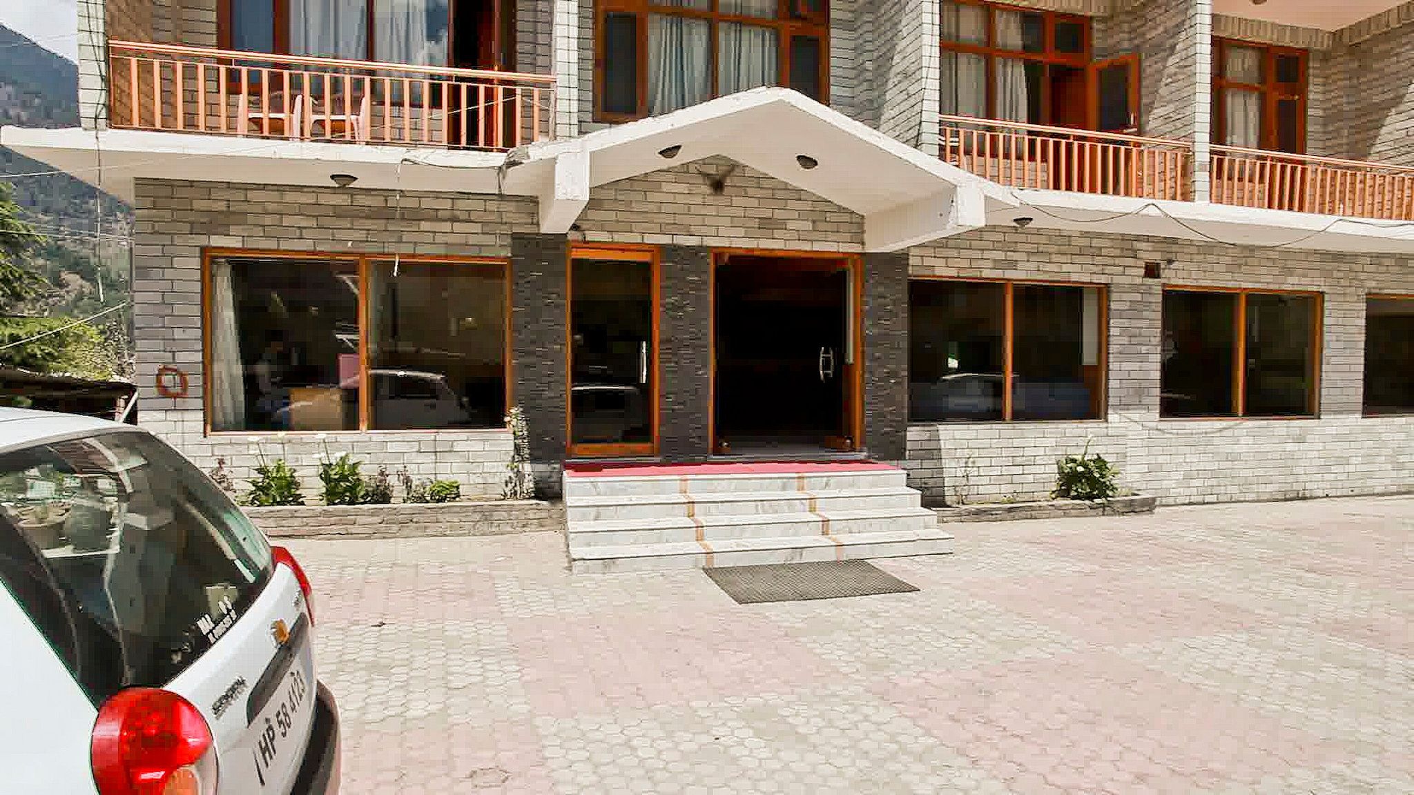 Hotel Exterior