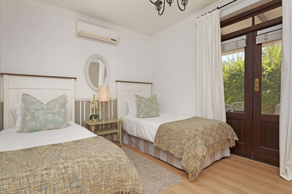 House (3 Bedrooms)