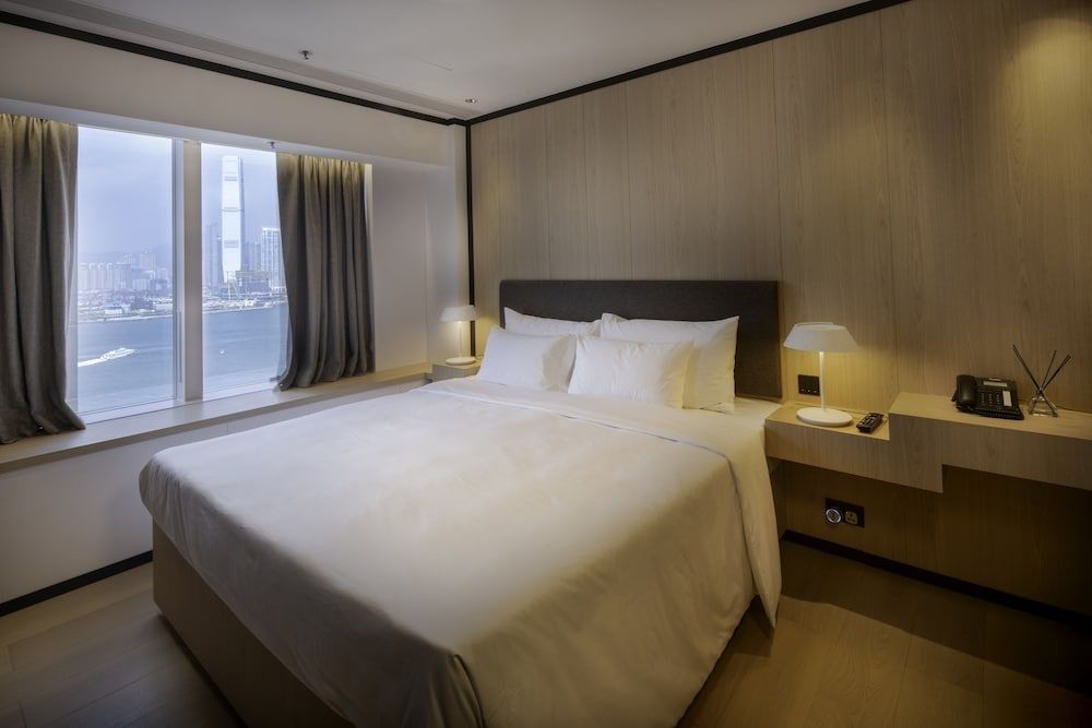 CM Plus Hotels and Serviced Apartments Harbour View 2 Bedroom with 2 Bathroom and Balcony (South Tower) 2