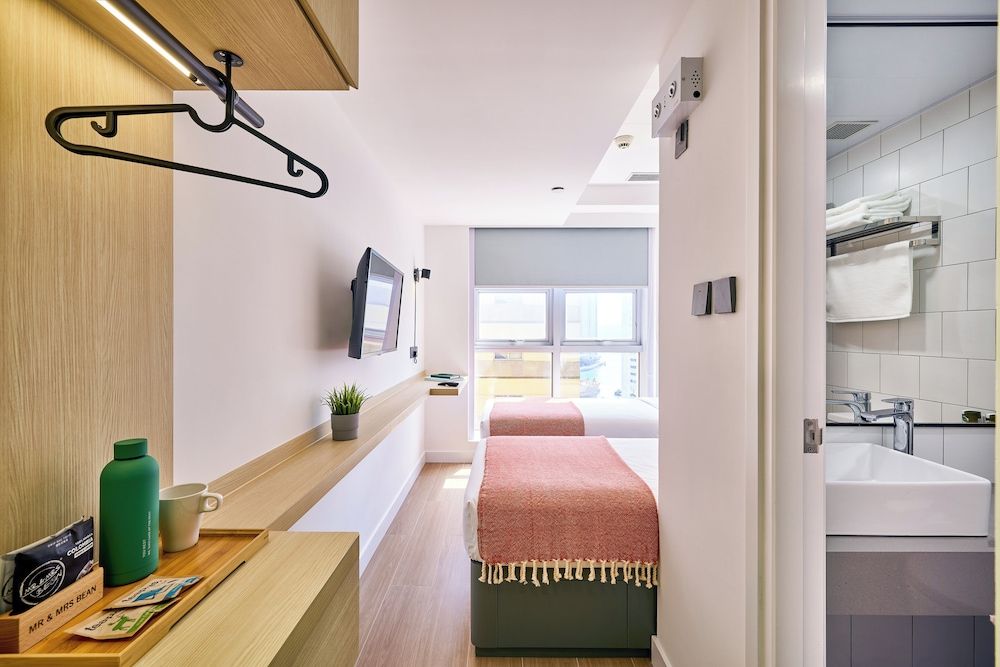 South Nest Superior Twin Room 5