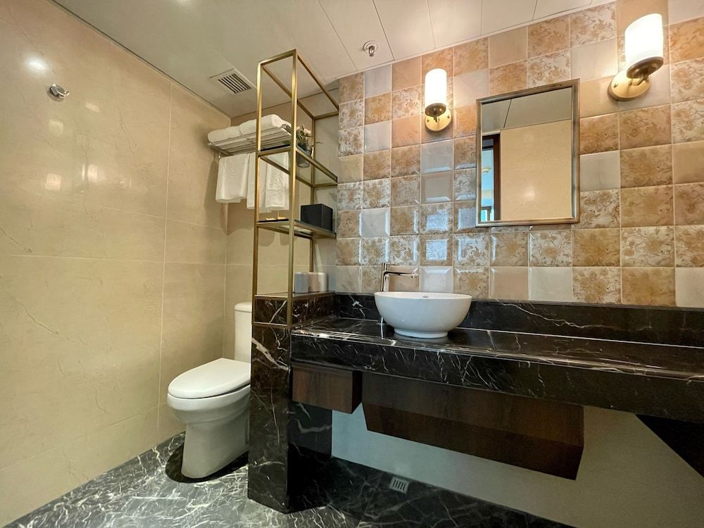 undefined Lander Grand Hotel 9