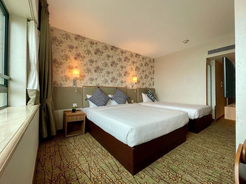 undefined Lander Grand Hotel 5