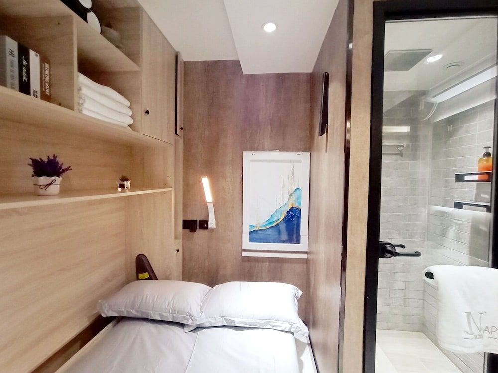 Inotel Suite Mini Double Cabinet Room 6