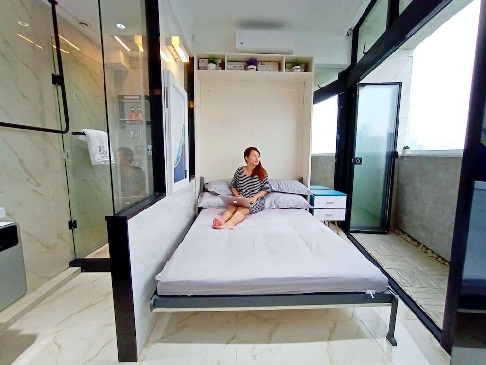 Inotel Suite Premium Seaview Double Room w/ Balcony 8