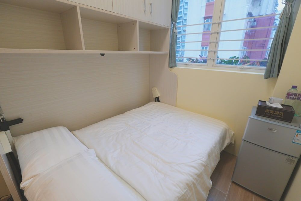 China Rich Hotel Standard Double Room, Non Smoking 7