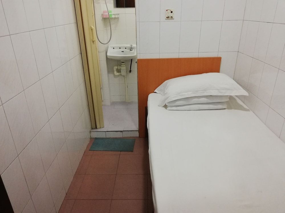 China Guest House Basic Single Room, 1 Twin Bed 4