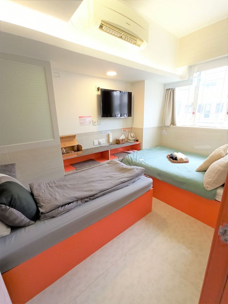 undefined Tsim Sha Tsui Hotel 2