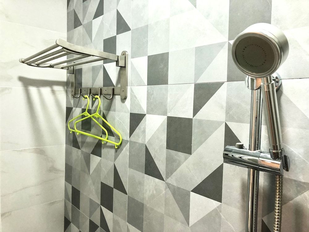 Owl Hostel Classic Single Room 7