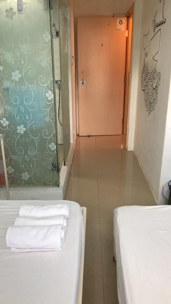 Starfish Hostel Family Suite 4