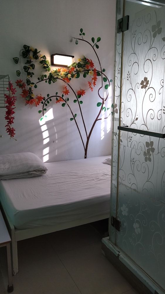 Starfish Hostel Business Suite 5