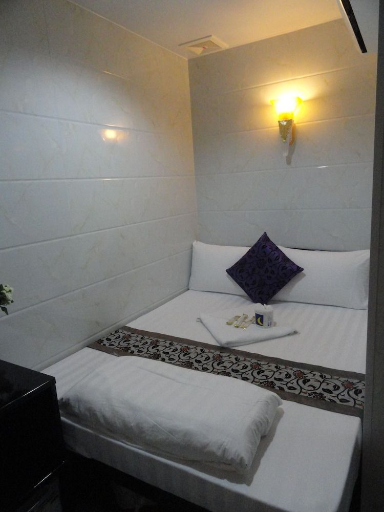 undefined Pacific Lodge 7