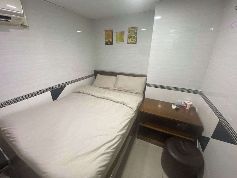 Best Hotel Basic Double Room 8