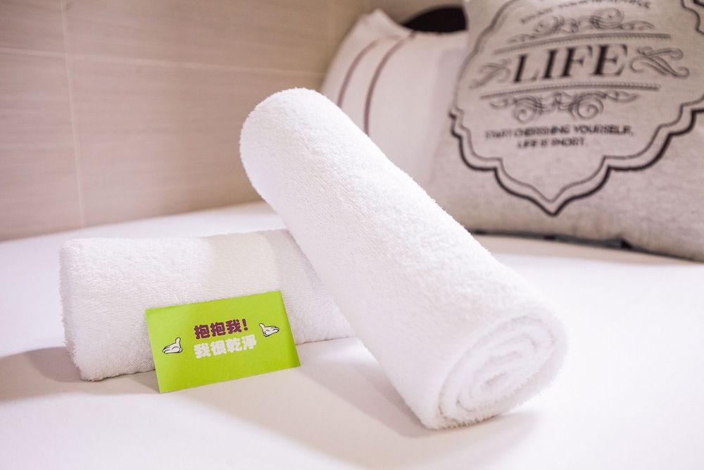 undefined Harbour Guest House 9