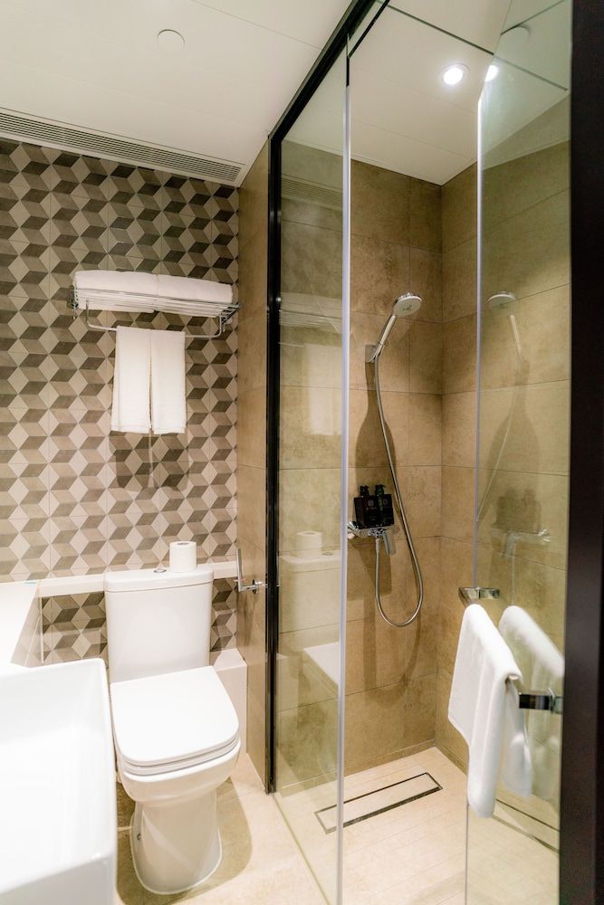 Le Hoteru Supreme Double Room 2