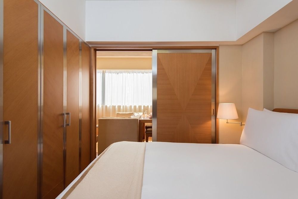 CHI Residences 314 Deluxe Suite 2