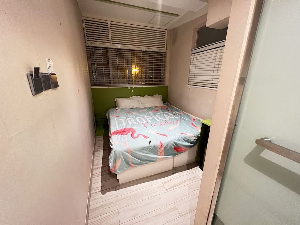 POP E INN Basic Single Room 11