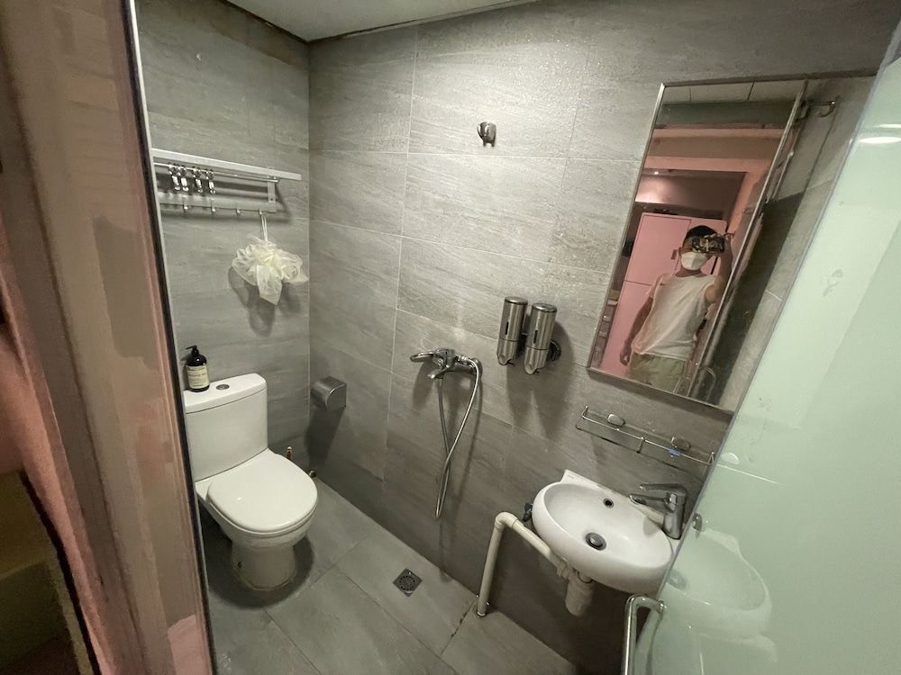 POP E INN Standard Twin Room 5