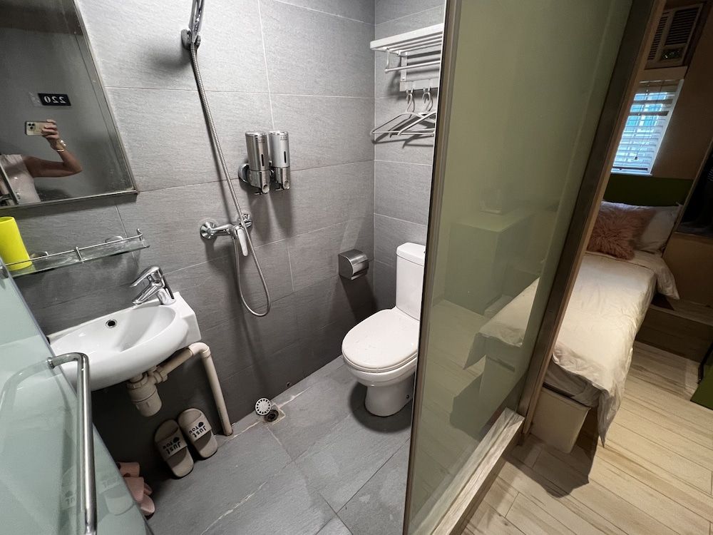 POP E INN Basic Single Room 18