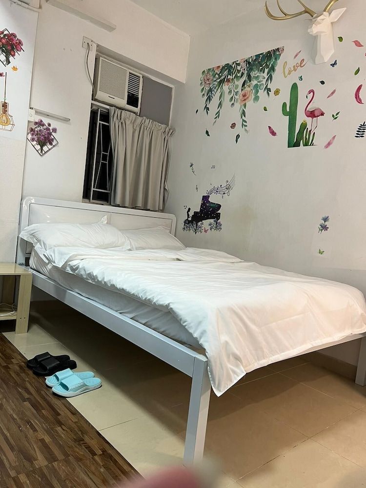 undefined Guesthouse Inciti 6