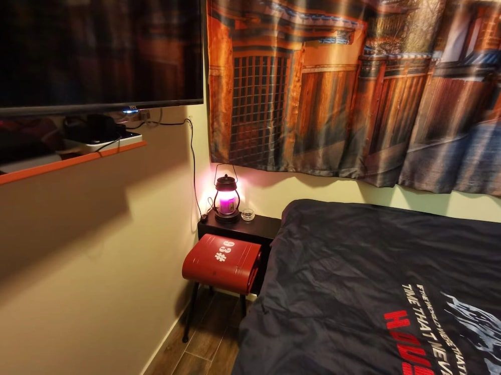 undefined KMB hostel 8