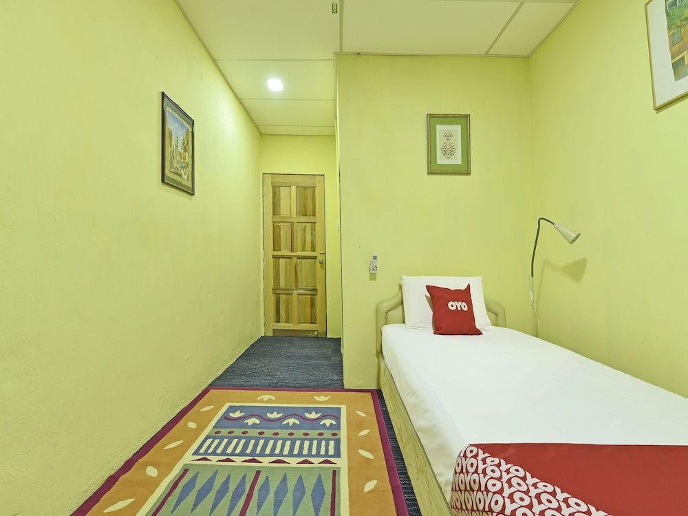Deluxe Single Room