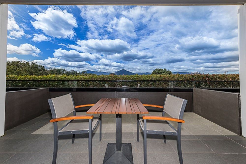 RACV Healesville Country Club & Resort Premium Mountain View Room 5