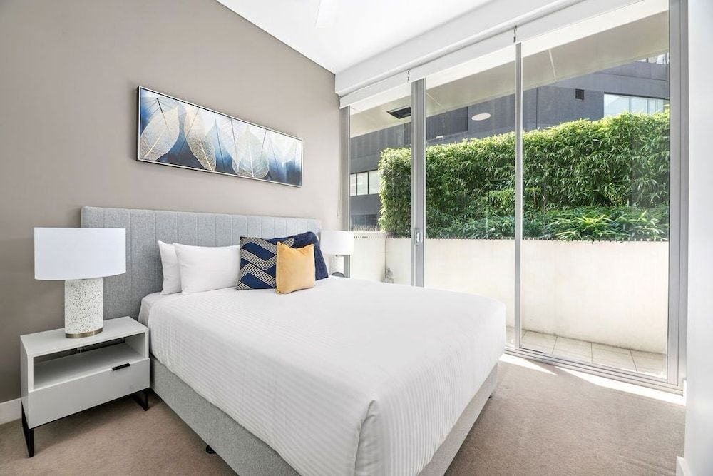 One Bedroom Apartment With Parking