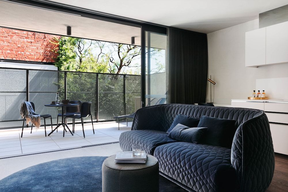 One Bedroom Urban Suite