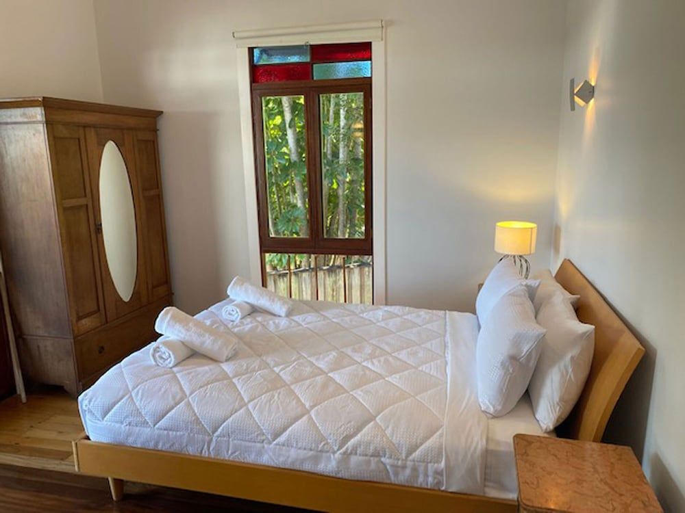 House, 2 Bedrooms