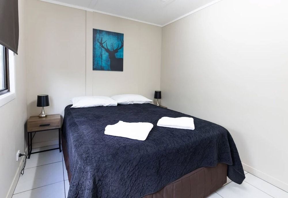 Tasman Holiday Parks-Cairns Cool Waters 2 Bedroom Motel Unit - Small (2BR) 5